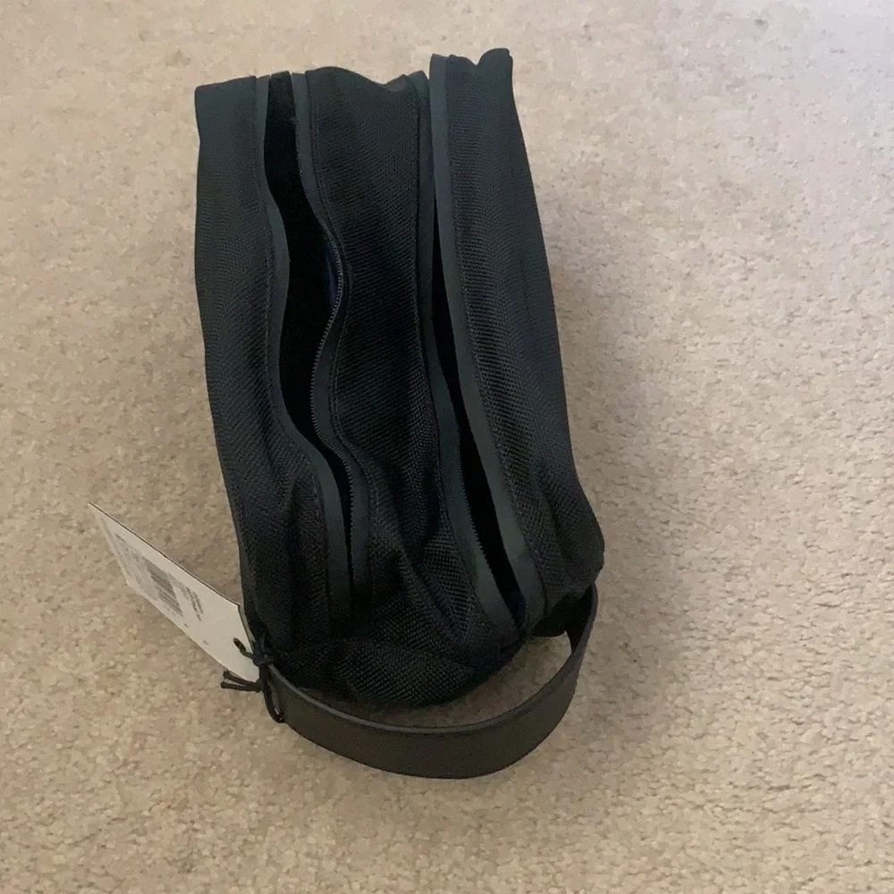 Adidas Bag - Picture 4 of 8